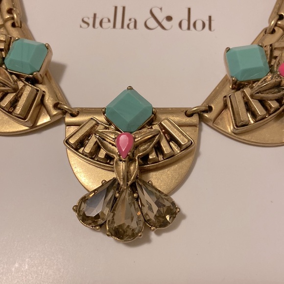Stella & Dot Necklace - Picture 2 of 2
